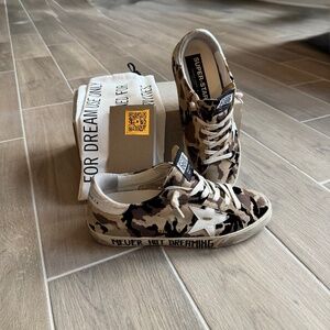 Golden Goose Camo Super Stars Size 39